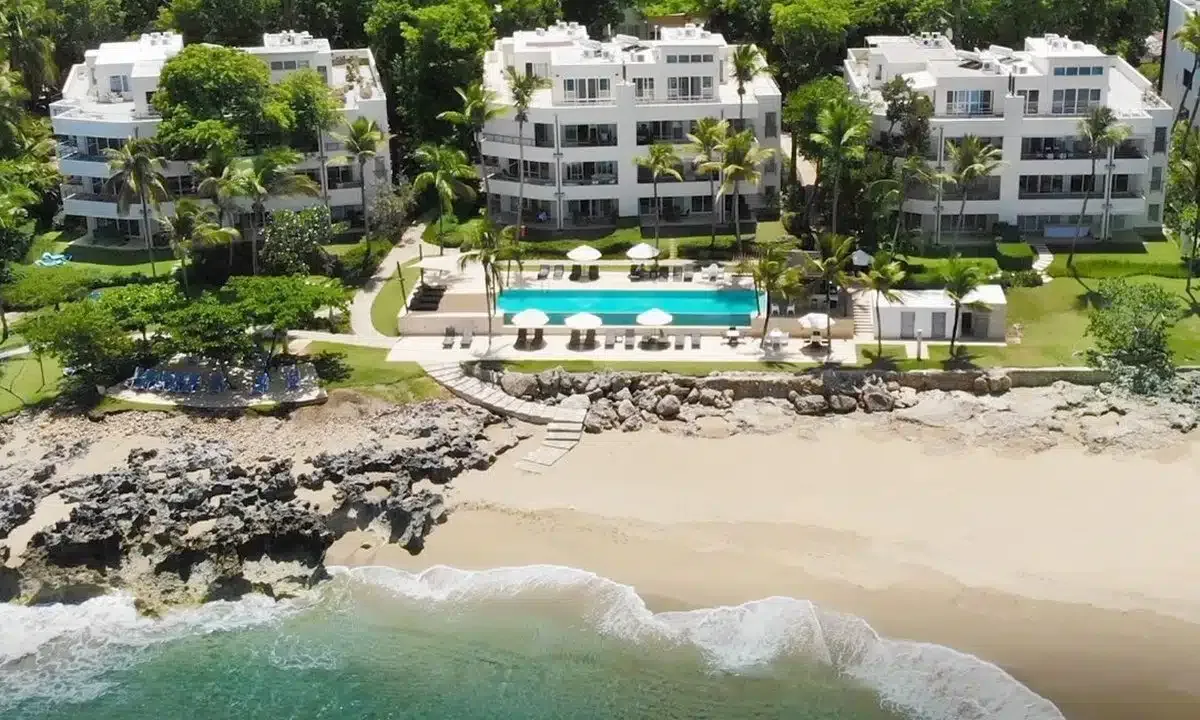 1-Bedroom Oceanfront Luxury Apartment in Infiniti Blu