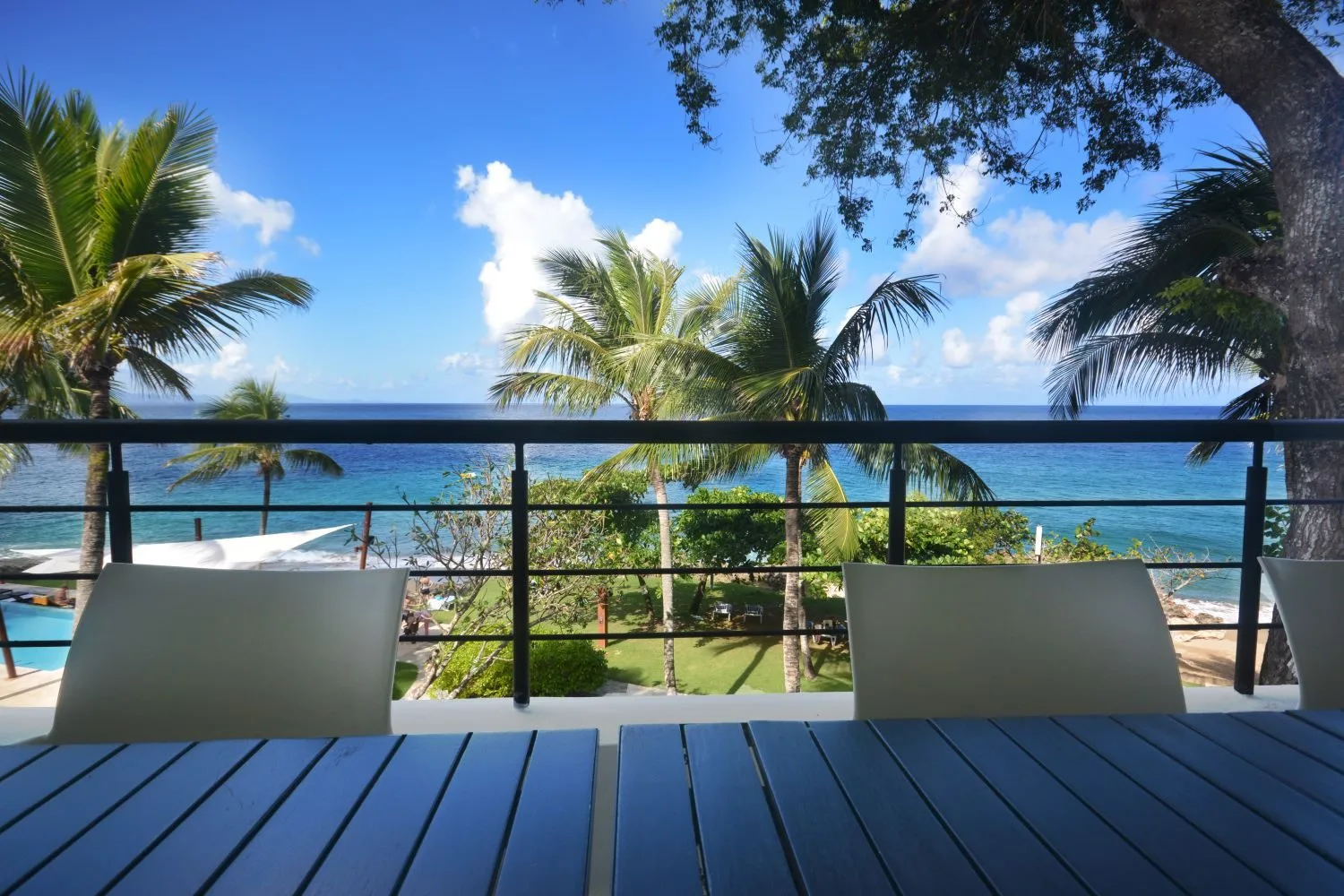 Oceanfront Residence – Three-Bedroom Luxury at Infiniti Blu