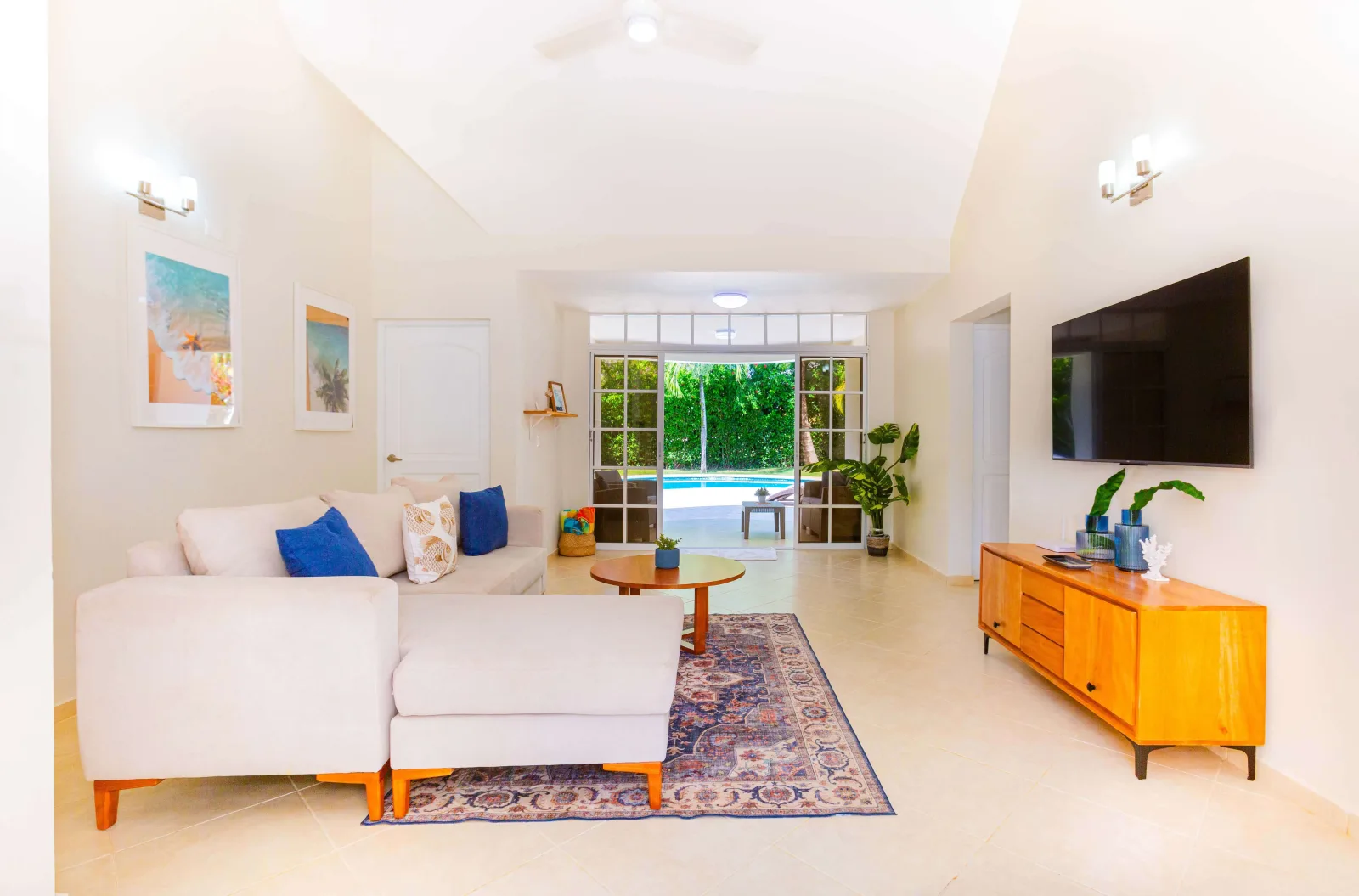 Newly Renovated 3-Bedroom Hispaniola Model Villa in Residencial Hispaniola