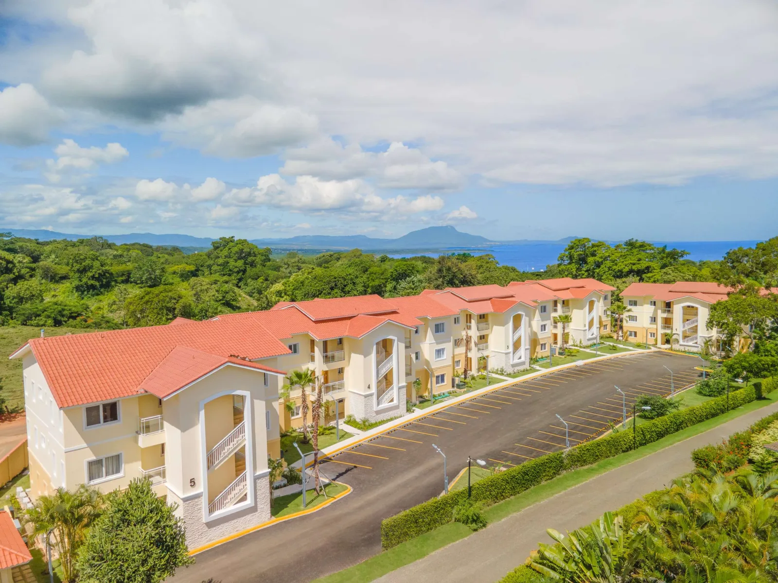 Brand-New 1-Bedroom Condo with Loft in Hill Side Condos at Residencial Hispaniola