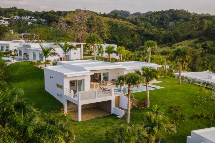 3-Bedroom Villa with Valley & Ocean Views in Villas Agua Dulce